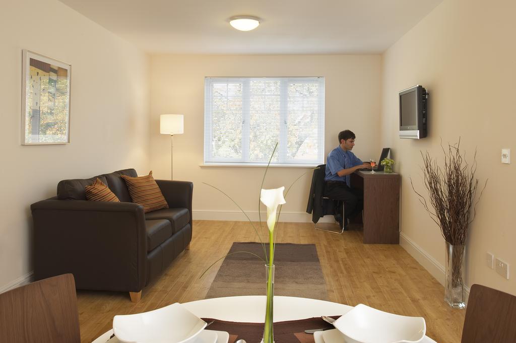 Saco Farnborough Apartment Farnborough  Bagian luar foto